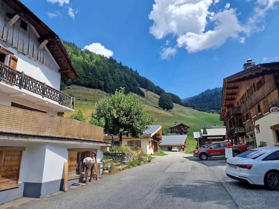 Appartement La Duchère Le Plan-la Giettaz massif des Aravis