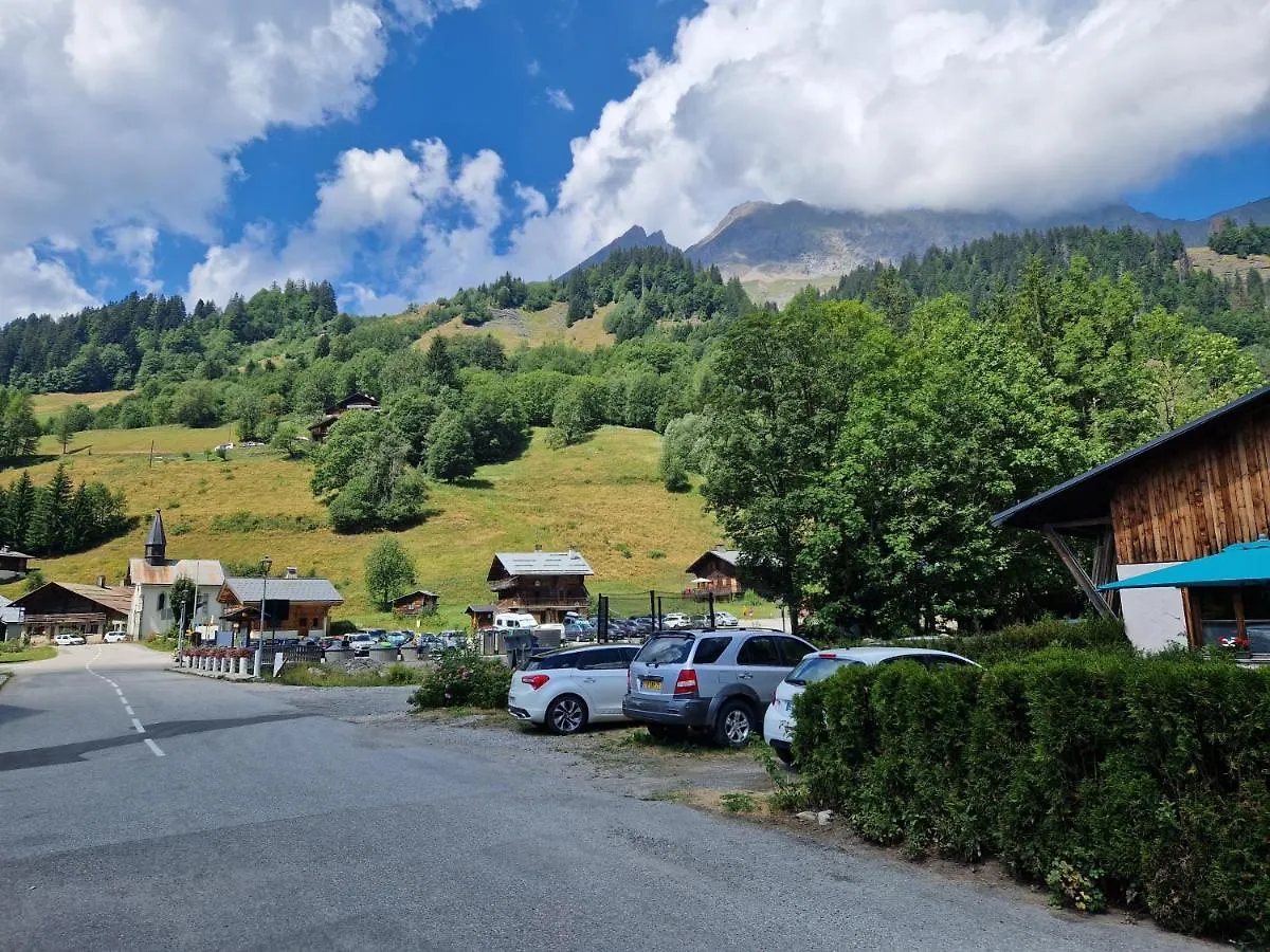 Appartement La Duchère Le Plan-la Giettaz massif des Aravis